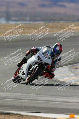 media/Feb-07-2025-CVMA Friday Practice (Fri) [[7034960ba2]]/4-Racer 4/Session 3 (Turn 8)/